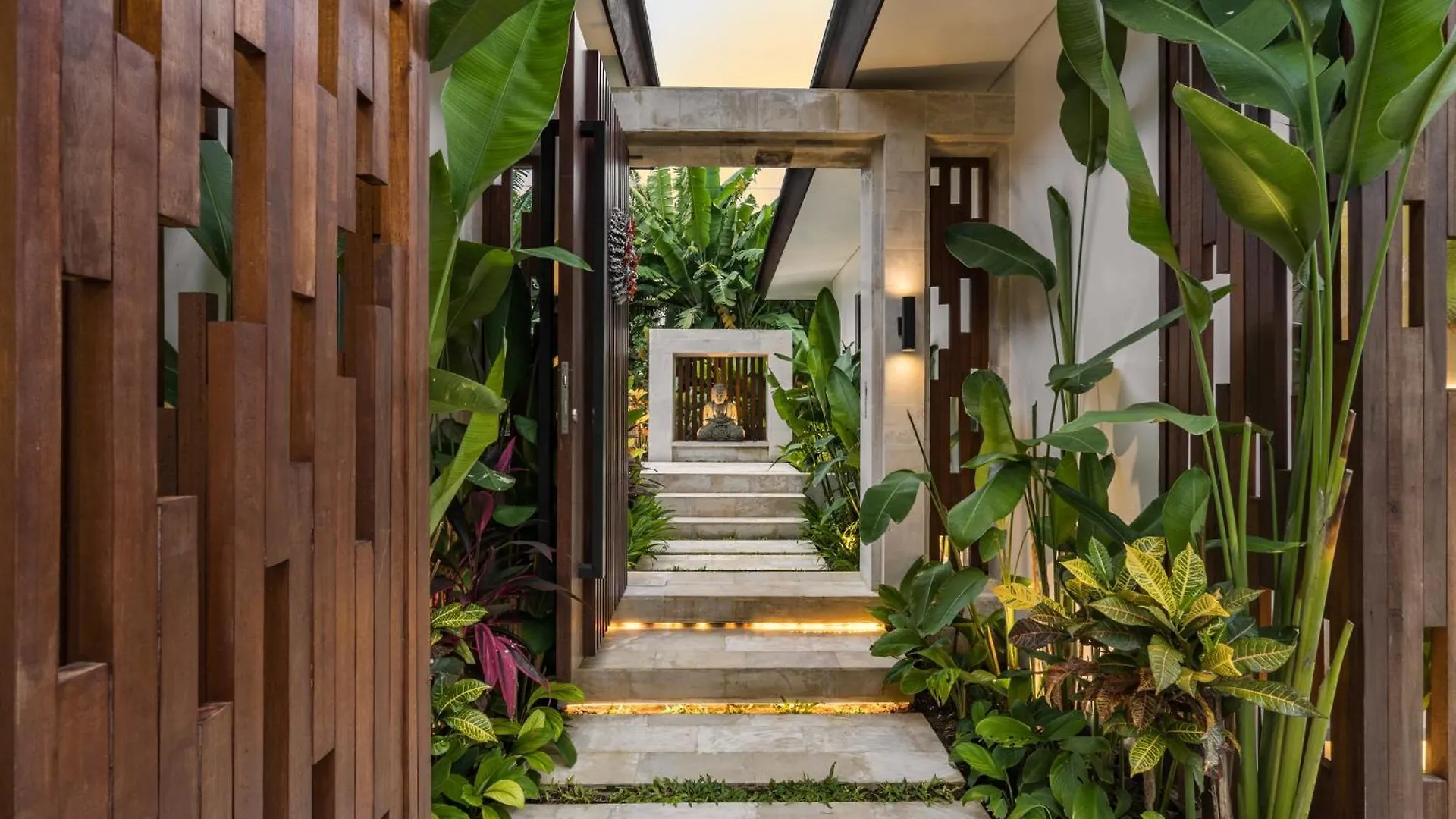 Villa Teman By Balisuperhost Ubud  Indonesia